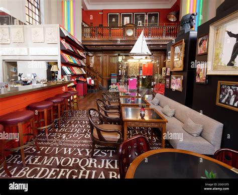 Maison assouline hi-res stock photography and images - Alamy