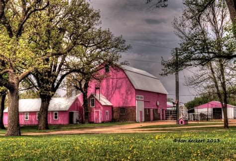 Brownton, Minn. Pink Farm