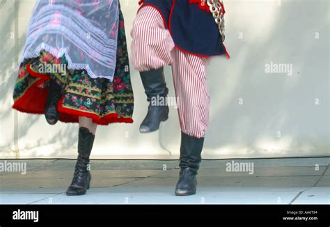 Polish folk dance Stock Photo - Alamy