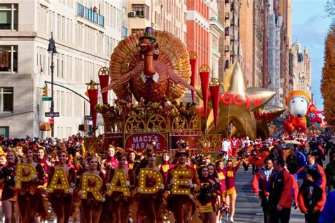 Macy Thanksgiving Day Parade 2023 LIVE Blog | Sheryl Lee Ralph wraps up ...