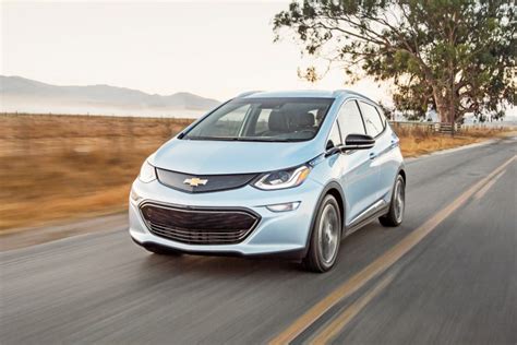 Chevy Bolt vs. Volt | Digital Trends