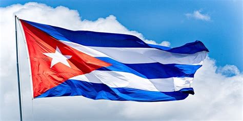 Bandera Cuba 1,50mt X90cm - $ 450,00 en Mercado Libre