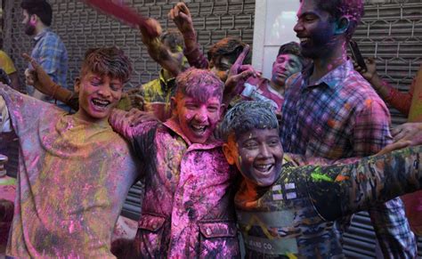 Holi 2023: The Festival of Colors - The Atlantic