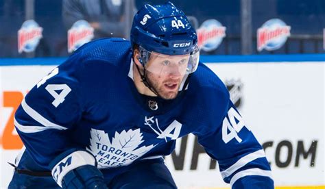 Morgan Rielly signs eight-year, $60M extension with the Leafs