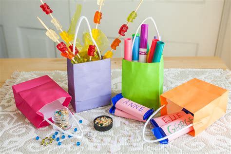 Ideas for Kids Birthday Party Gift Bags (with Pictures) | eHow