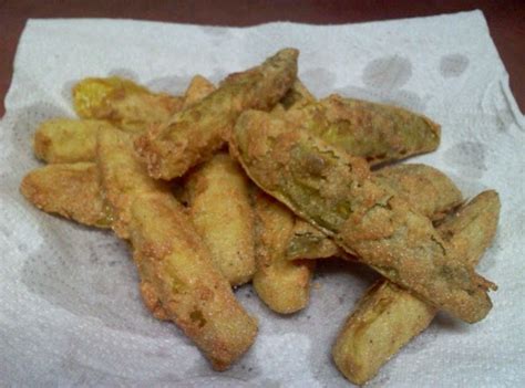 Fried Dill Pickle Spears Recipe | Just A Pinch Recipes