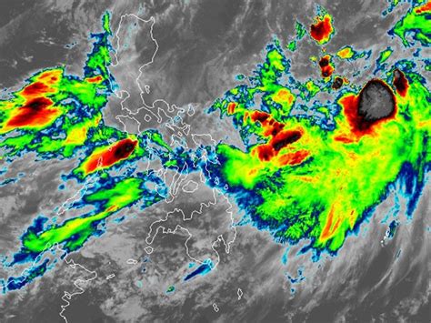 'Falcon' maintains strength, to intensify habagat and monsoon rains | Philstar.com