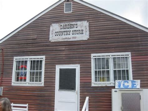 Don't forget to get some ham sandwiches - Darden's Country Store ...