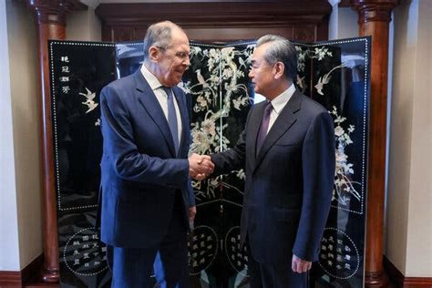 Foreign Ministers of China and Russia Confer Phone After Jeddah Talks ...