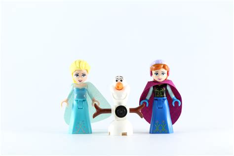 Elsa Lego / USA LEGO Disney Frozen 2 Sets On Sale - Up to 20% off ... : Get the best deal for ...