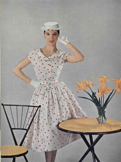 The Top Paris Designer Dresses of 1954 - Glamour Daze