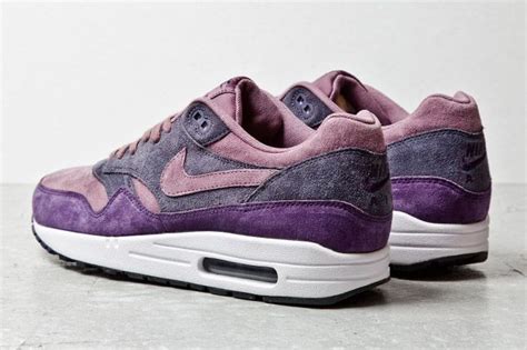 Nike Air Max 1 (Purple Suede) - Sneaker Freaker