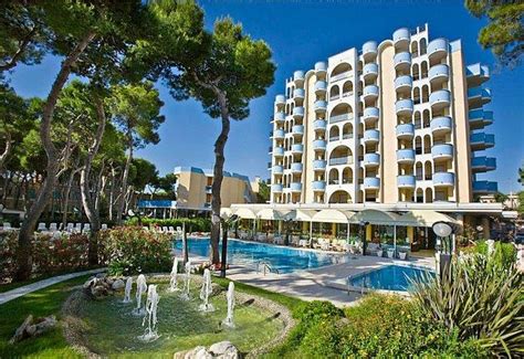 HOTEL PARCO DEI PRINCIPI (AU$159): 2023 Prices & Reviews (Giulianova, Italy - Abruzzo) - Photos ...