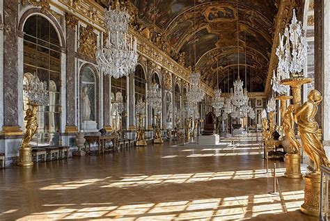 Baroque Art vs. Rococo Art: Characteristics and Definition