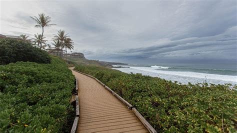 Hiking the Kapalua Coastal Trail in Maui Hawaii - Im Jess Traveling