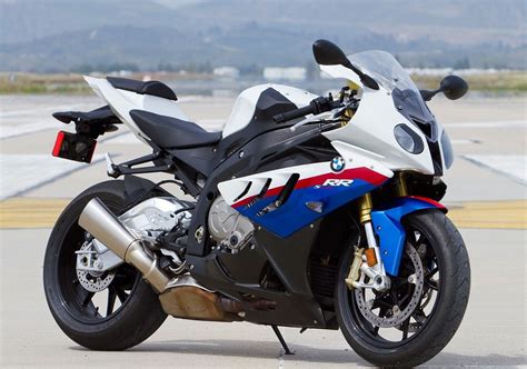 10 Things You Need To Know Before Purchasing A BMW S 1000 RR