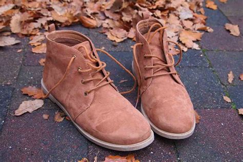 How to Dye Suede Boots: Give Your Boots a New Lease of Life