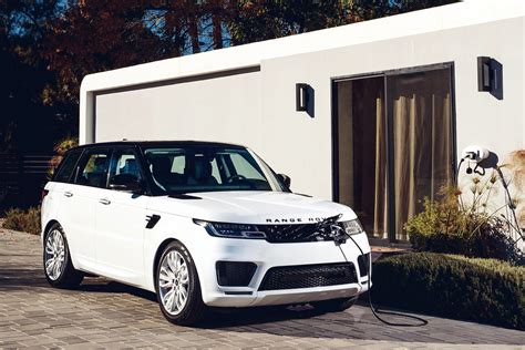 2019 Range Rover Sport Plug-In Hybrid Gets 31-Mile EV Range