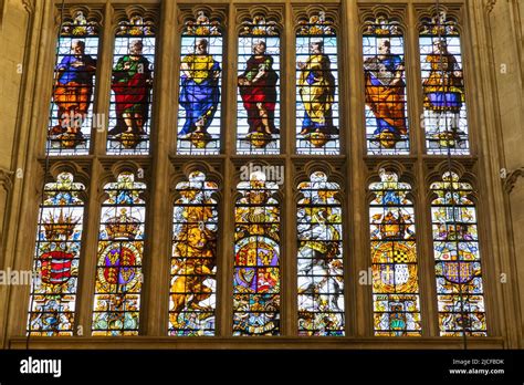 The stained glass window at westminster abbey hi-res stock photography ...