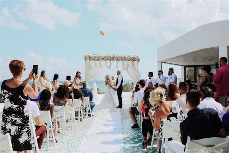 Ocean Riviera Paradise Resort Wedding in Playa Del Carmen by Niche Photography www.instagram.com ...