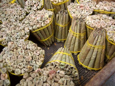 Beedi Bundles | At a store that made and sold beedi cigarett… | Flickr