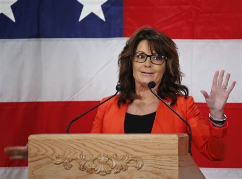 Sarah Palin Can Still See Russia, Promises To Keep An Eye On Them | HuffPost