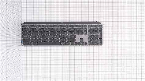 Logitech MX Keys VS Apple Magic Keyboard in 2021 Side By Side ...