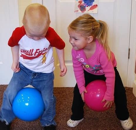 10 Unique Balloon Games for Kids - Toysbzaar