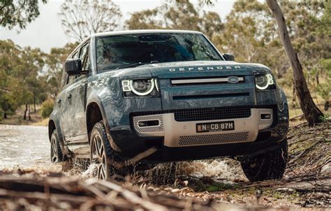 Land Rover Defender P400 S Review Australia - Automotive Daily