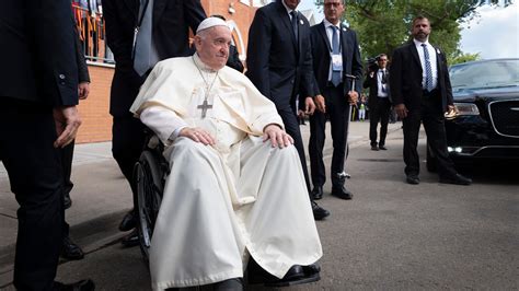 Pope Francis, Slowed by Aging, Finds Lessons in Frailty - The New York Times