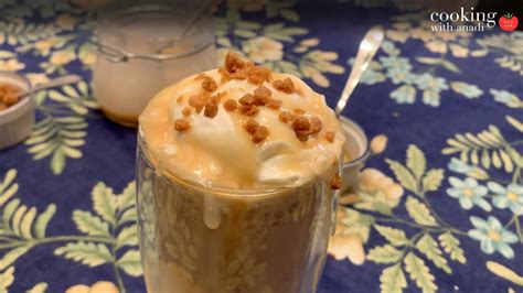 How To Make Starbucks Caramel Ribbon Crunch Frappuccino Recipe | Besto Blog