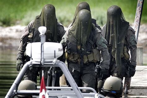 Danish Frogmen Helmet and Net: All About That Uniform