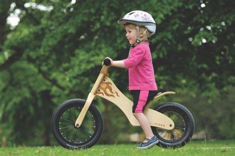 How to teach a kid to ride using a balance bike in 6 steps - BikeRadar