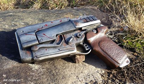 Fallout 4 10mm Pistol : 13 Steps (with Pictures) - Instructables