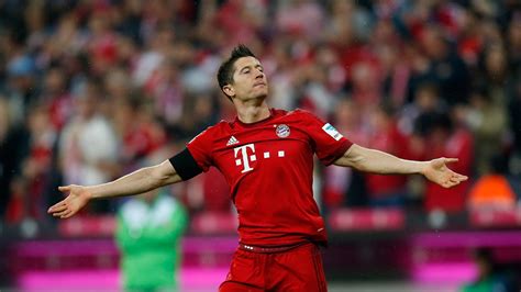 The Beauty and Magic of Robert Lewandowski's Five Goals in Nine Minutes ...