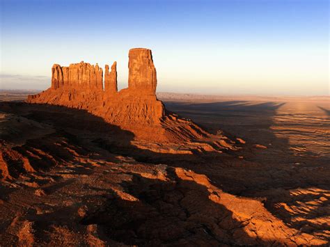 Monument Valley mesa landscape. - Scenic landscape of mesas in Monument Valley near the border ...