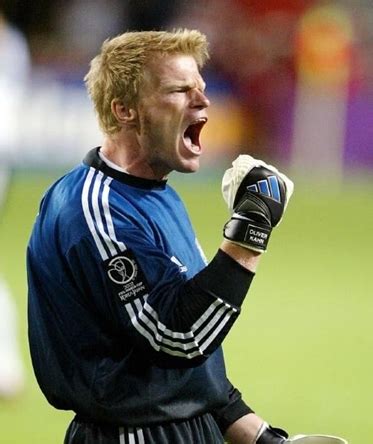 OLIVER KAHN - ADIDAS MATCH WORN GLOVES - FIFA WORLD CUP 2002