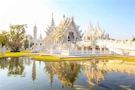 Wat Rong Khun: White Temple in Chiang Rai - PlacesofJuma