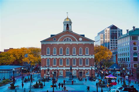 Guide to Faneuil Hall Marketplace: Best Food, Shops, Sights – Blog