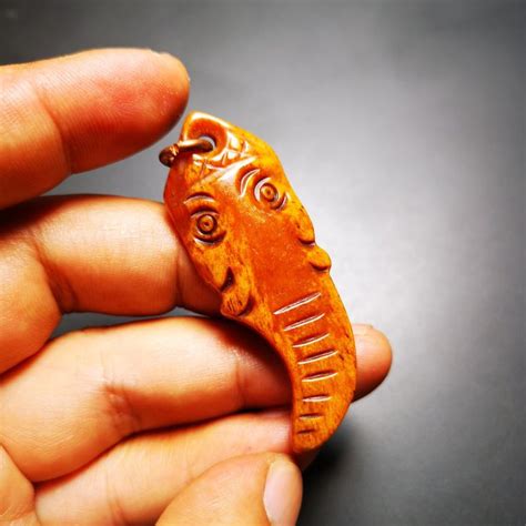 Gandhanra Unique Tibetan Yak Bone Carved Ganesha (Elephant God) Amulet ...