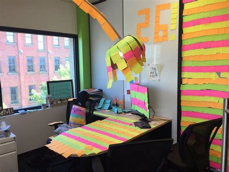 Thousands Of Post-It Notes, An Innovative Team & Hashtag Combine For ...