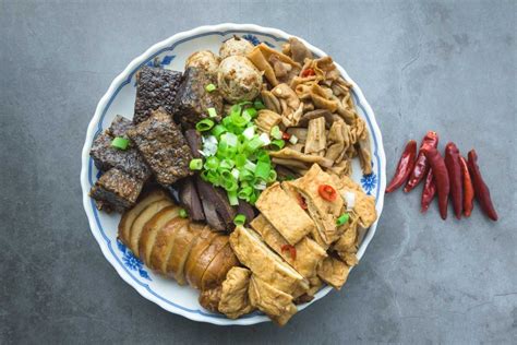 Taiwanese Food: 15 Popular Dishes to Try in Taiwan - Nomad Paradise