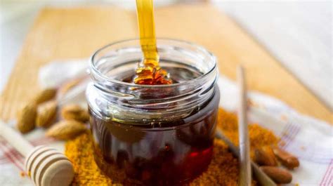 Honey collection | Honey trap: fight against food fraud - Telegraph India