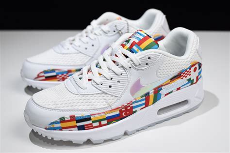 Nike Air Max 90 NIC QS "International Flag" White/Multi-Color AO5119-100