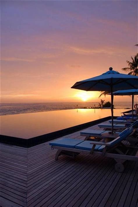 Pin by Michael Hungerford on Sunrises & Sunsets | Romantic resorts, Maldives resort, Dream vacations