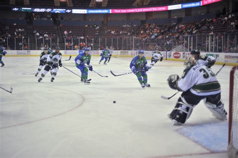 What is Minor League Hockey - What Makes it Different? | TSR