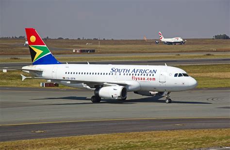 100+ Domestic and International Airports in South Africa