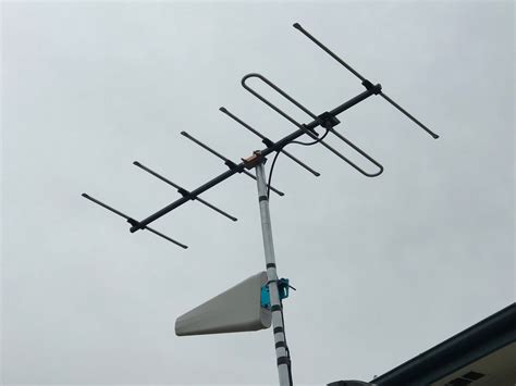 Antennas Loud and Clear - Digital Tv Antenna Installation Repairs ...