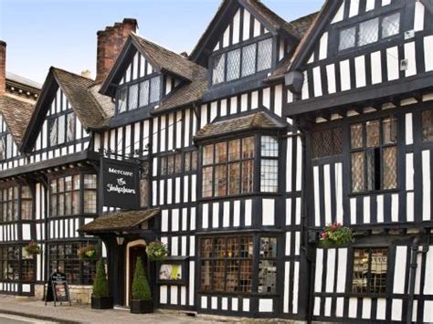 50 pet friendly hotels in Stratford Upon Avon from £40 - Book Now!