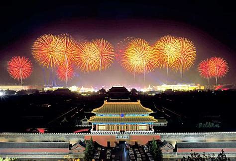 China parade to showcase growing military might